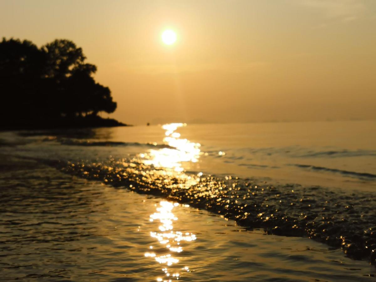 Coco Sunset Beach Ban Bang Po Luaran gambar